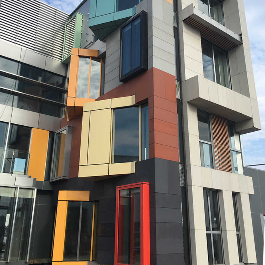 上海虹橋國際機(jī)場擴(kuò)建工程東航基地